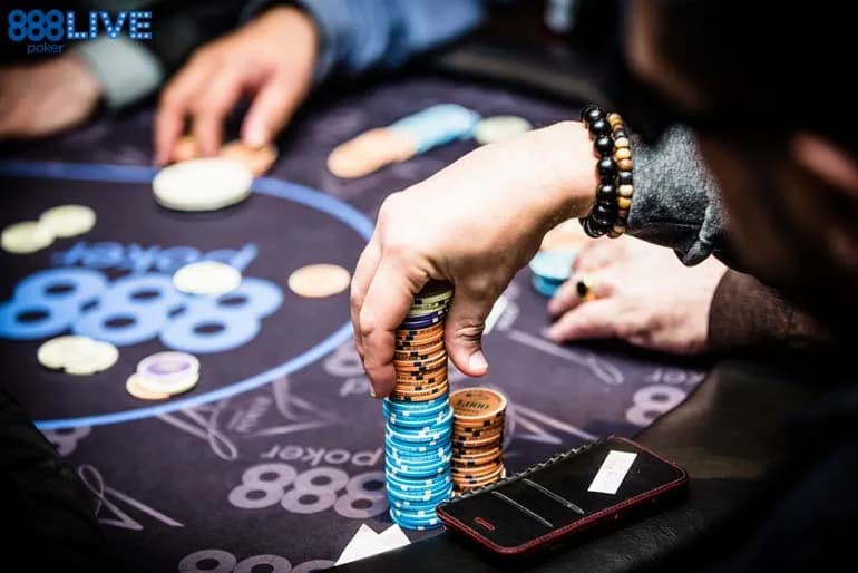 Un'altra azione nel poker