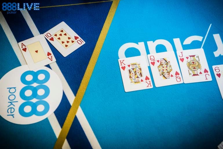 Slowplay poker