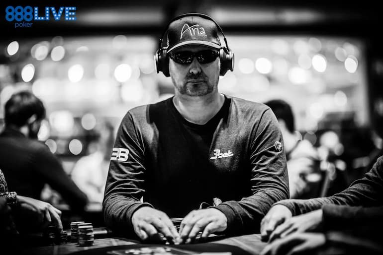 Cash game contro tornei di poker - Phil Hellmuth